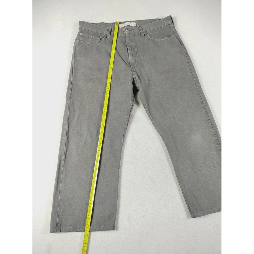 Levis closure provides look